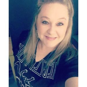 Meet your Posher, Candi